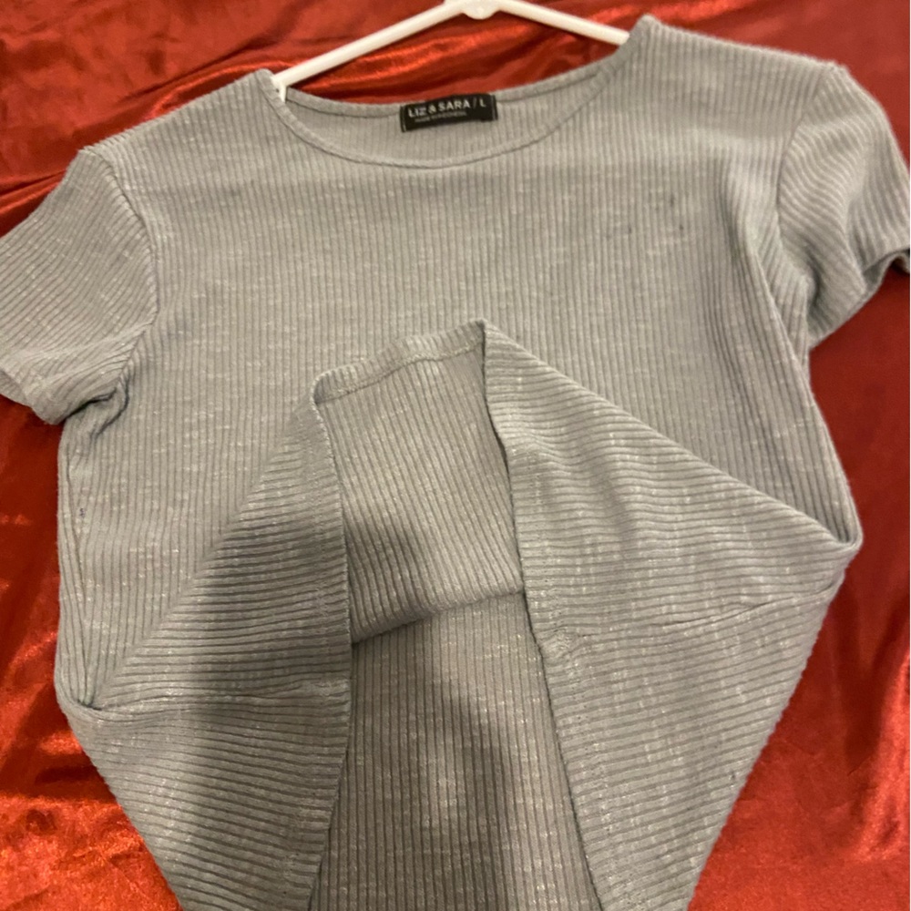 Gray top